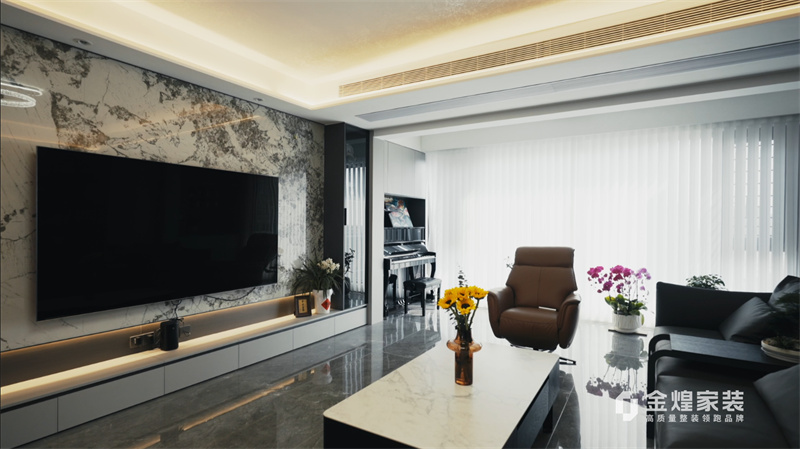 龍湖春江天曜現代輕奢風格